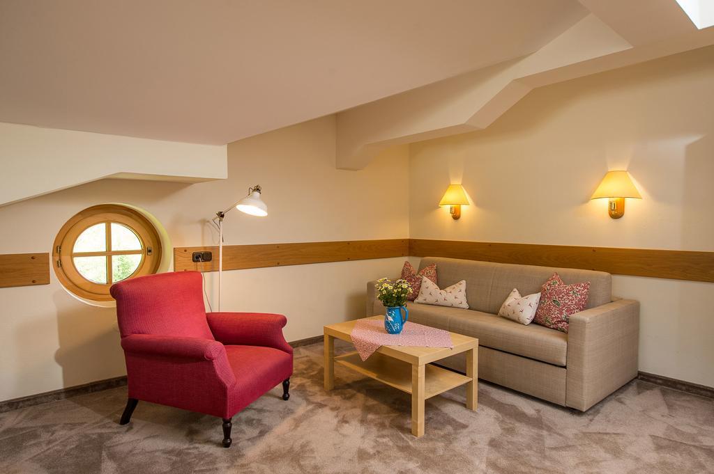 Pension Appartements Alpenblick Maria Alm Extérieur photo
